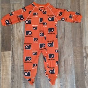 Philadelphia Flyers NHL Orange Baby Team Print Full-Zip Sleeper 6/9 Months